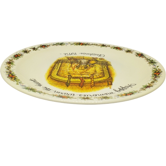 Vtg Christmas 10" Porcelain Plate Commemorative Edition 1972 Holly Hobbie USA - Picture 5 of 10